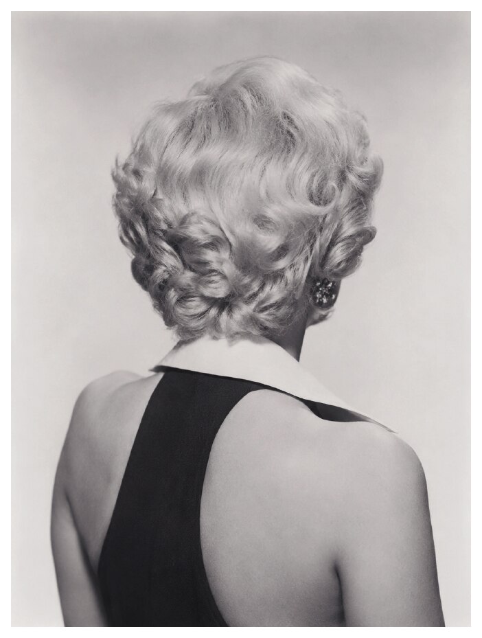Invented view of the same photograph from behind