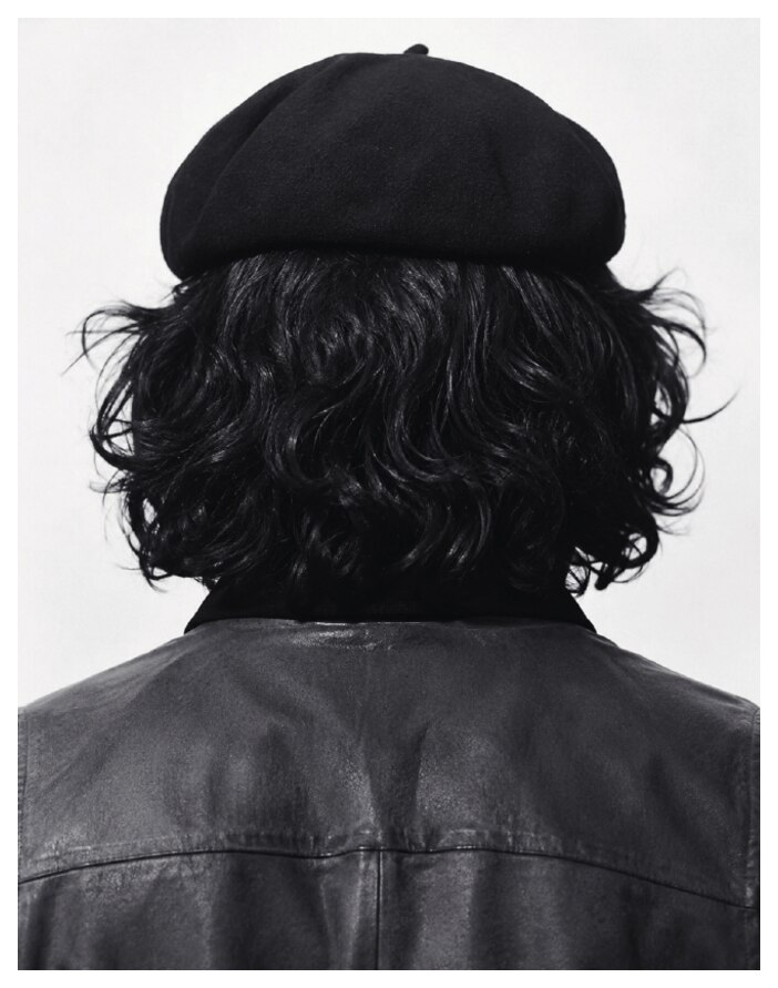 Invented view of the same photograph from behind