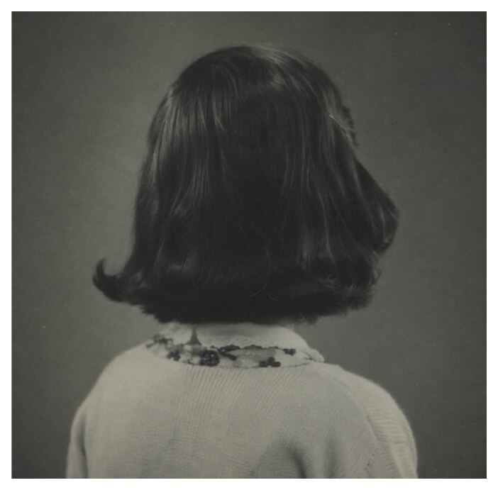 Invented view of the same photograph from behind