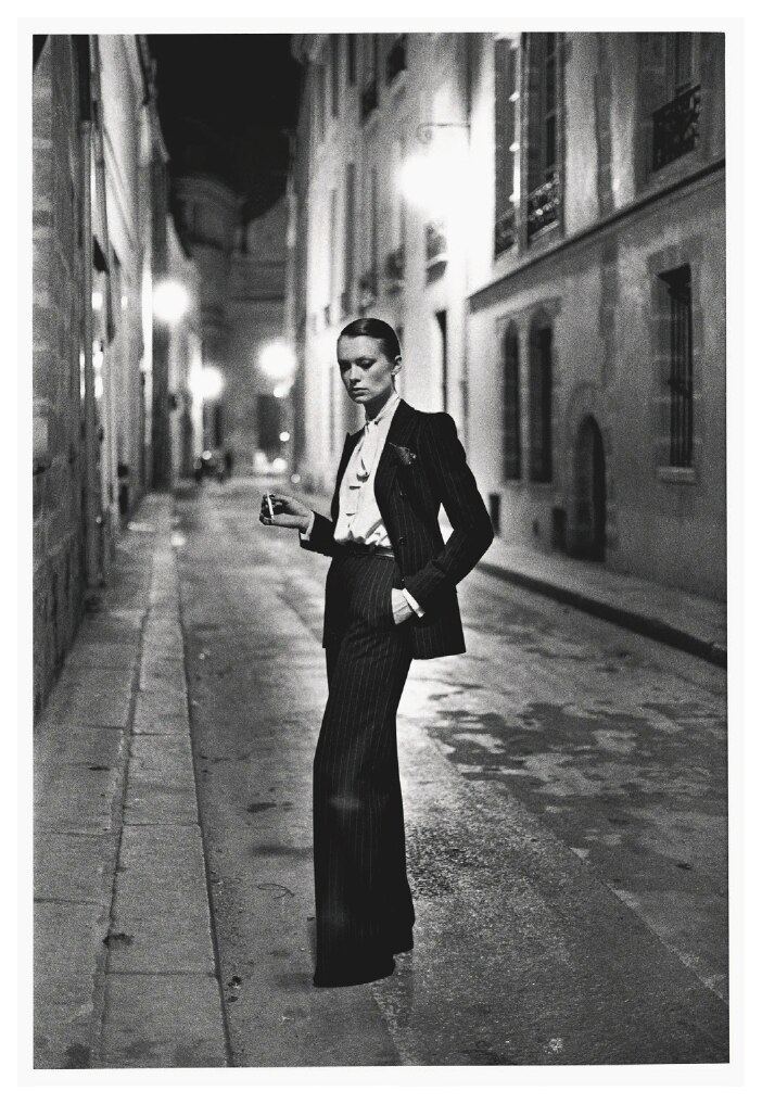 Rue Aubriot (Helmut Newton, 1975)